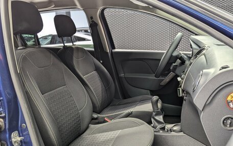 Renault Logan II, 2015 год, 799 000 рублей, 27 фотография