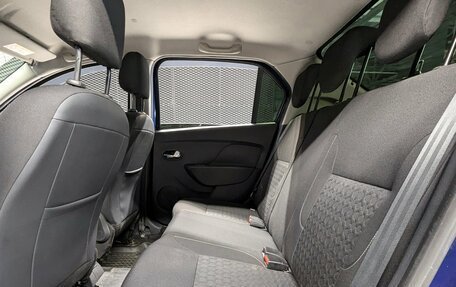 Renault Logan II, 2015 год, 799 000 рублей, 29 фотография