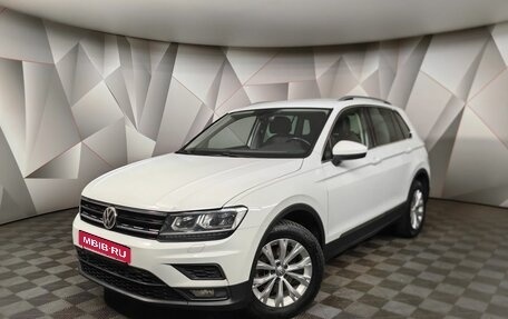 Volkswagen Tiguan II, 2018 год, 1 855 000 рублей, 1 фотография