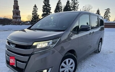 Toyota Noah III, 2018 год, 2 350 000 рублей, 1 фотография