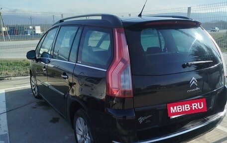 Citroen C4 Picasso II рестайлинг, 2012 год, 650 000 рублей, 4 фотография