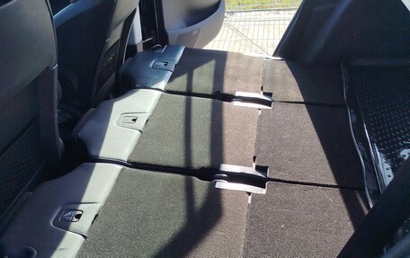 Citroen C4 Picasso II рестайлинг, 2012 год, 650 000 рублей, 11 фотография