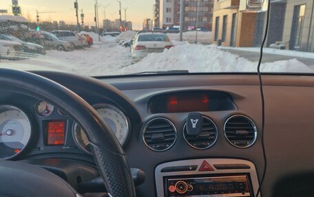 Peugeot 308 II, 2011 год, 560 000 рублей, 2 фотография