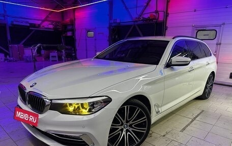BMW 5 серия, 2018 год, 3 200 000 рублей, 3 фотография