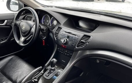 Honda Accord VIII рестайлинг, 2011 год, 1 075 000 рублей, 8 фотография