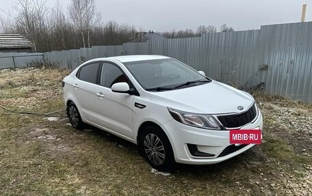 KIA Rio III рестайлинг, 2013 год, 790 000 рублей, 3 фотография