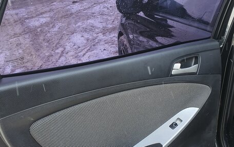 Hyundai Solaris II рестайлинг, 2014 год, 500 000 рублей, 9 фотография