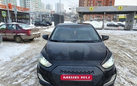 Hyundai Solaris II рестайлинг, 2014 год, 500 000 рублей, 2 фотография