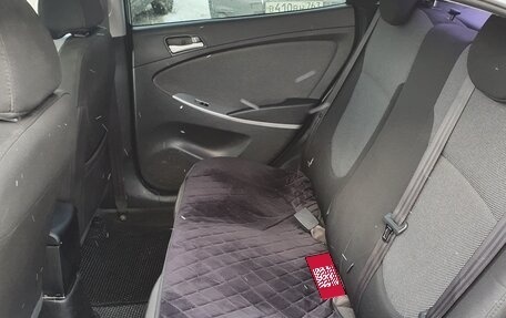 Hyundai Solaris II рестайлинг, 2014 год, 500 000 рублей, 12 фотография