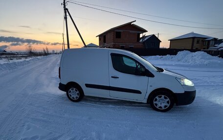 Peugeot Partner II рестайлинг 2, 2014 год, 535 000 рублей, 6 фотография