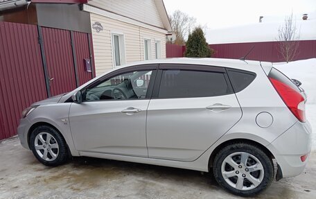 Hyundai Solaris II рестайлинг, 2012 год, 890 000 рублей, 7 фотография