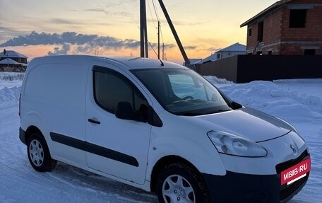 Peugeot Partner II рестайлинг 2, 2014 год, 535 000 рублей, 13 фотография