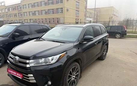 Toyota Highlander III, 2018 год, 2 950 000 рублей, 2 фотография