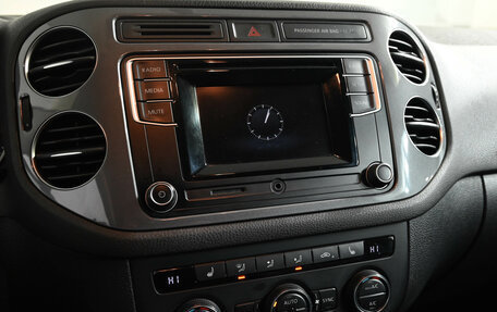 Volkswagen Tiguan I, 2015 год, 1 700 000 рублей, 14 фотография