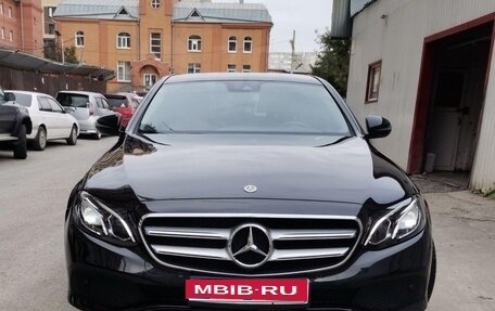 Mercedes-Benz E-Класс, 2017 год, 4 000 000 рублей, 1 фотография