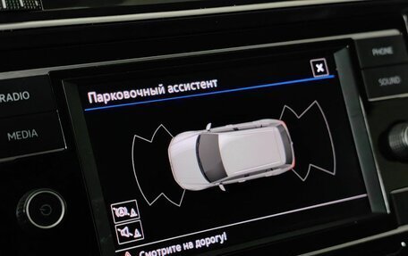 Volkswagen Tiguan II, 2018 год, 1 855 000 рублей, 21 фотография