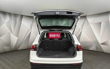 Volkswagen Tiguan II, 2018 год, 1 855 000 рублей, 12 фотография