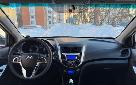 Hyundai Solaris II рестайлинг, 2013 год, 849 000 рублей, 6 фотография