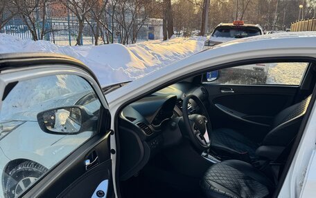 Hyundai Solaris II рестайлинг, 2013 год, 849 000 рублей, 10 фотография