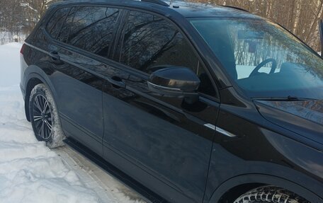Volkswagen Tiguan II, 2021 год, 2 550 000 рублей, 5 фотография
