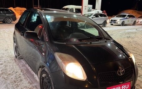 Toyota Yaris III рестайлинг, 2008 год, 255 000 рублей, 2 фотография