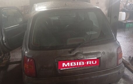 Nissan Micra II, 2000 год, 100 000 рублей, 2 фотография