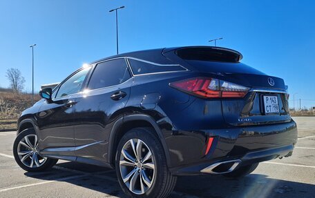 Lexus RX IV рестайлинг, 2017 год, 4 100 000 рублей, 5 фотография