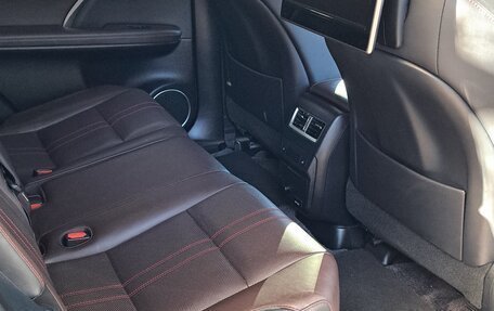 Lexus RX IV рестайлинг, 2017 год, 4 100 000 рублей, 8 фотография