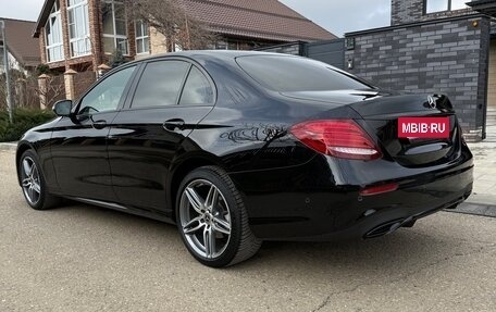 Mercedes-Benz E-Класс, 2018 год, 3 250 000 рублей, 3 фотография