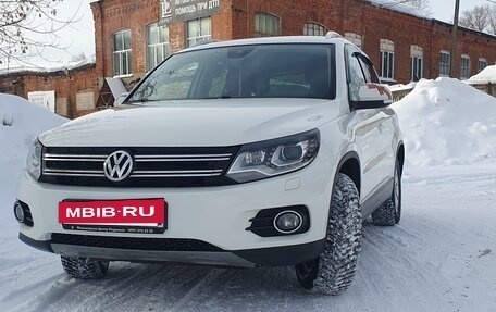 Volkswagen Tiguan I, 2013 год, 1 600 000 рублей, 2 фотография