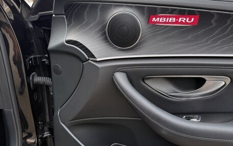 Mercedes-Benz E-Класс, 2018 год, 3 250 000 рублей, 13 фотография