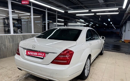 Mercedes-Benz S-Класс, 2010 год, 3 000 000 рублей, 2 фотография