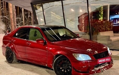 Lexus IS II рестайлинг 2, 2000 год, 600 000 рублей, 4 фотография