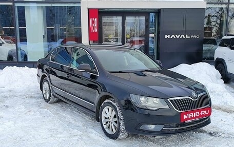 Skoda Superb III рестайлинг, 2013 год, 1 019 000 рублей, 3 фотография
