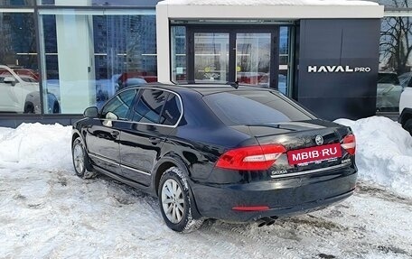 Skoda Superb III рестайлинг, 2013 год, 1 019 000 рублей, 7 фотография