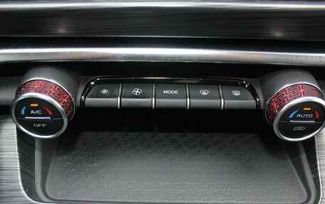 Geely Tugella FY11, 2023 год, 2 737 000 рублей, 32 фотография