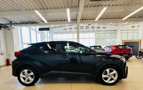 Toyota C-HR I рестайлинг, 2017 год, 2 149 900 рублей, 7 фотография