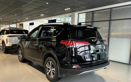 Toyota RAV4, 2017 год, 2 480 000 рублей, 4 фотография