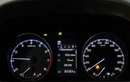 Toyota RAV4, 2017 год, 2 480 000 рублей, 11 фотография