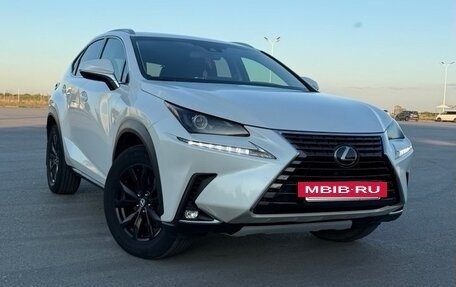 Lexus NX I, 2018 год, 3 200 000 рублей, 10 фотография