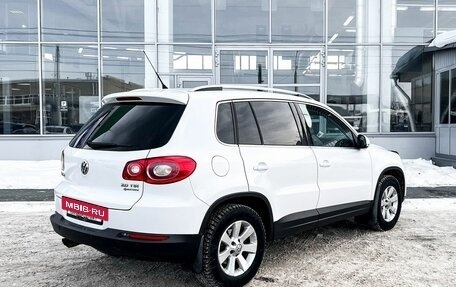 Volkswagen Tiguan I, 2011 год, 1 300 000 рублей, 2 фотография