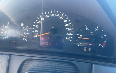 Mercedes-Benz E-Класс, 2002 год, 619 999 рублей, 6 фотография