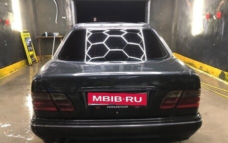 Mercedes-Benz E-Класс, 2002 год, 619 999 рублей, 12 фотография