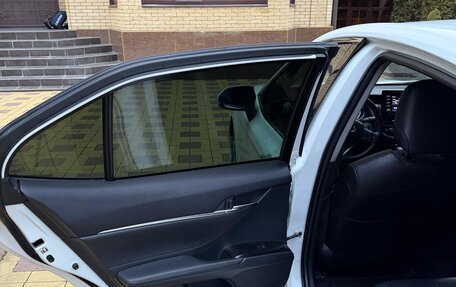 Toyota Camry, 2021 год, 2 070 000 рублей, 8 фотография
