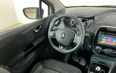 Renault Kaptur I рестайлинг, 2017 год, 1 335 000 рублей, 11 фотография