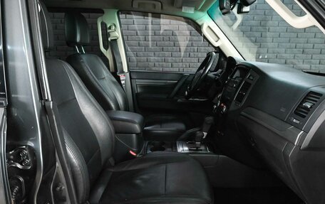 Mitsubishi Pajero IV, 2014 год, 2 765 000 рублей, 13 фотография