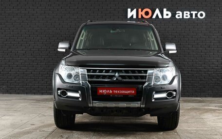 Mitsubishi Pajero IV, 2014 год, 2 765 000 рублей, 2 фотография