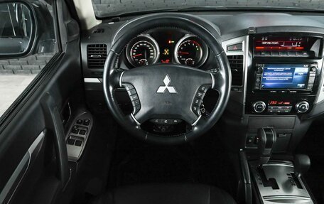 Mitsubishi Pajero IV, 2014 год, 2 765 000 рублей, 12 фотография
