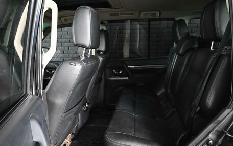 Mitsubishi Pajero IV, 2014 год, 2 765 000 рублей, 11 фотография