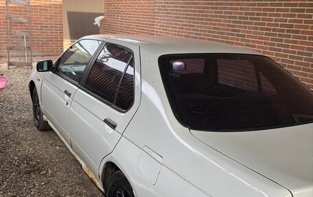 Nissan Bluebird XI, 1996 год, 205 000 рублей, 1 фотография